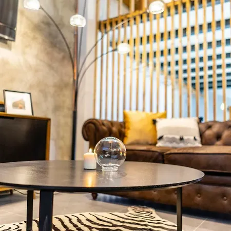 Sempione Rentclass Capriccio Апартаменты *